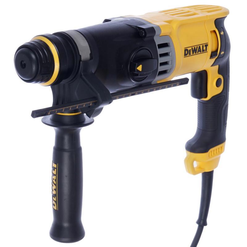 Перфоратор сетевой sds plus. DEWALT d25143k-KS. Перфоратор "DEWALT" d25143к. 25143 DEWALT перфоратор. Перфоратор DEWALT D 25143 K.