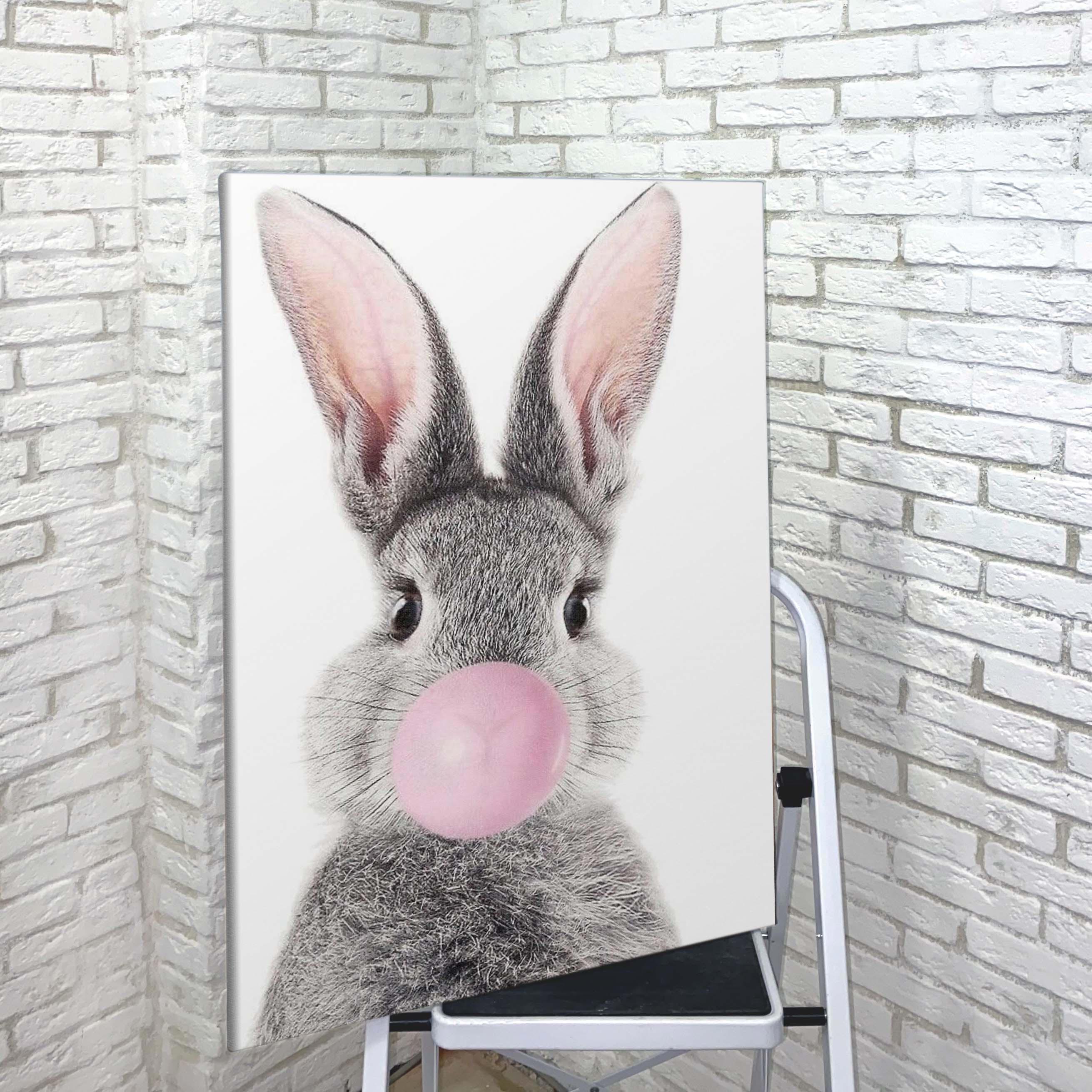 Кролик на стену