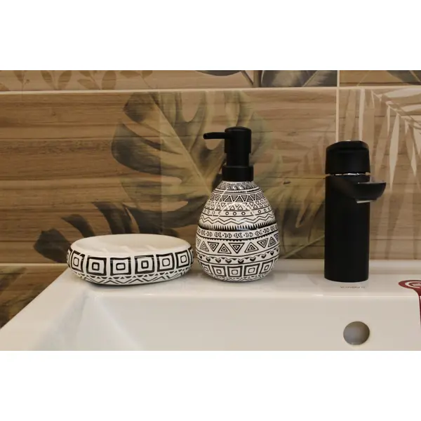 фото Дозатор для жидкого мыла moroshka nomads цвет белый чёрный