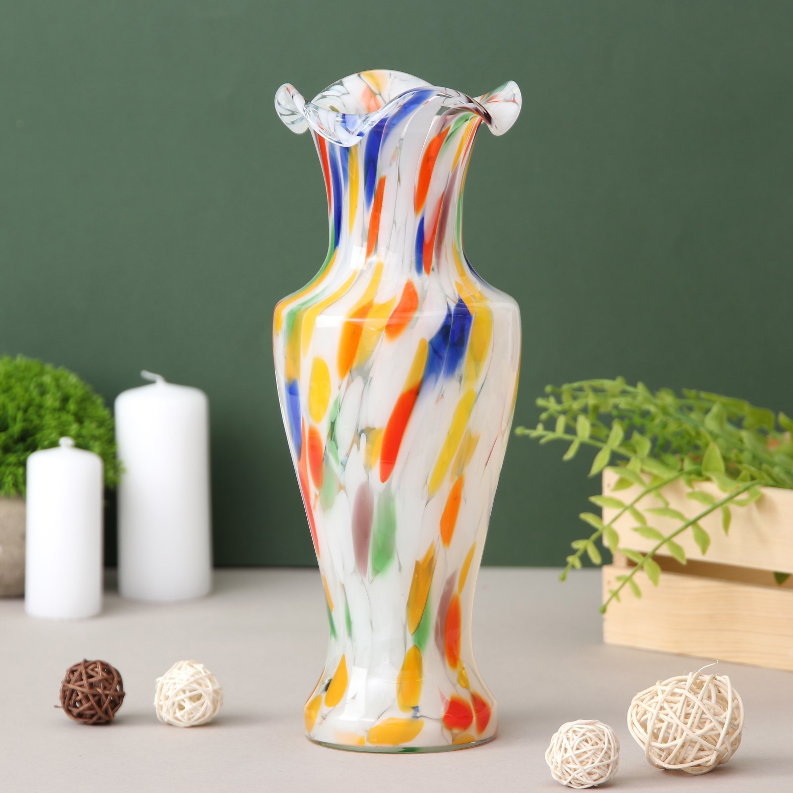Цветной ваза. Красивые вазы. Необычные вазы. Вазы для декора интерьера. Необычные вазы для цветов.