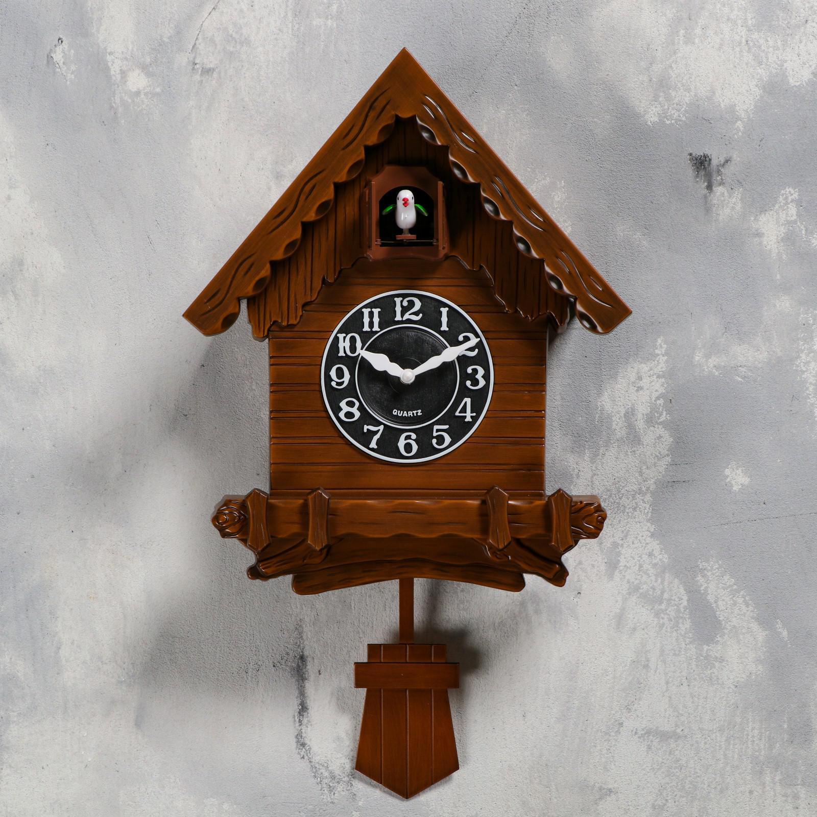 Оригинальные часы с черной лесной кукушкой