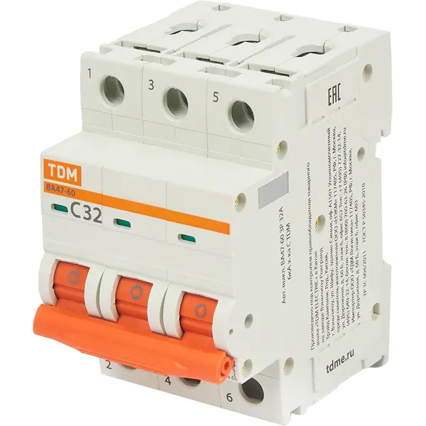 Автоматический выключатель TDM Electric ВА47-60 3P C32 А 6 кА SQ0223-0112 автоматический выключатель tdm electric ва47 60 2p c25 а 6 ка sq0223 0095