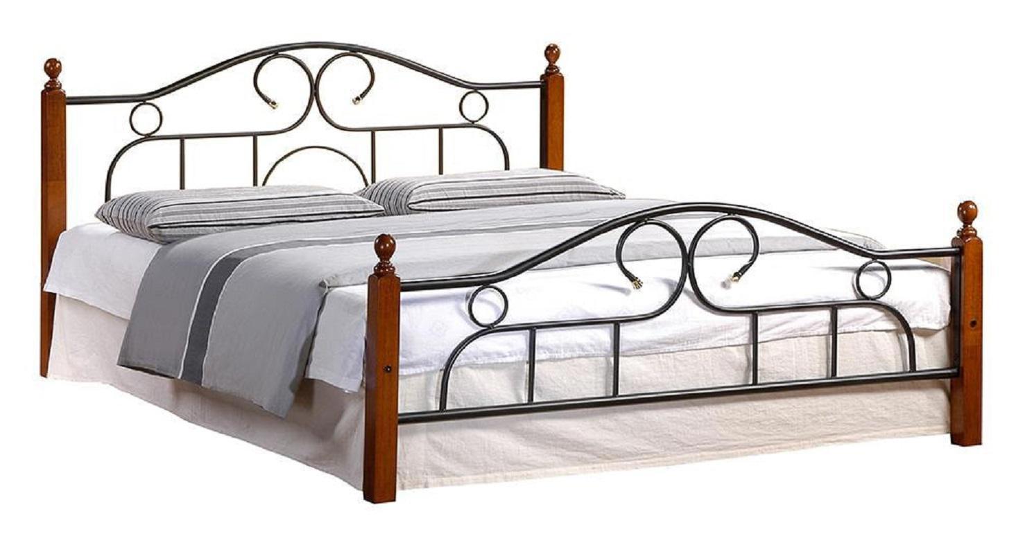 двуспальная кровать с металлическим основанием