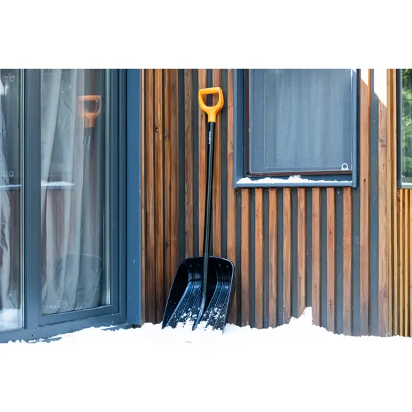 фото Лопата для уборки снега с алюминиевым черенком plantic snow 12004-01