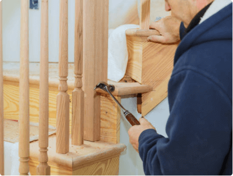 Как закрепить балясины на деревянной лестнице своими руками