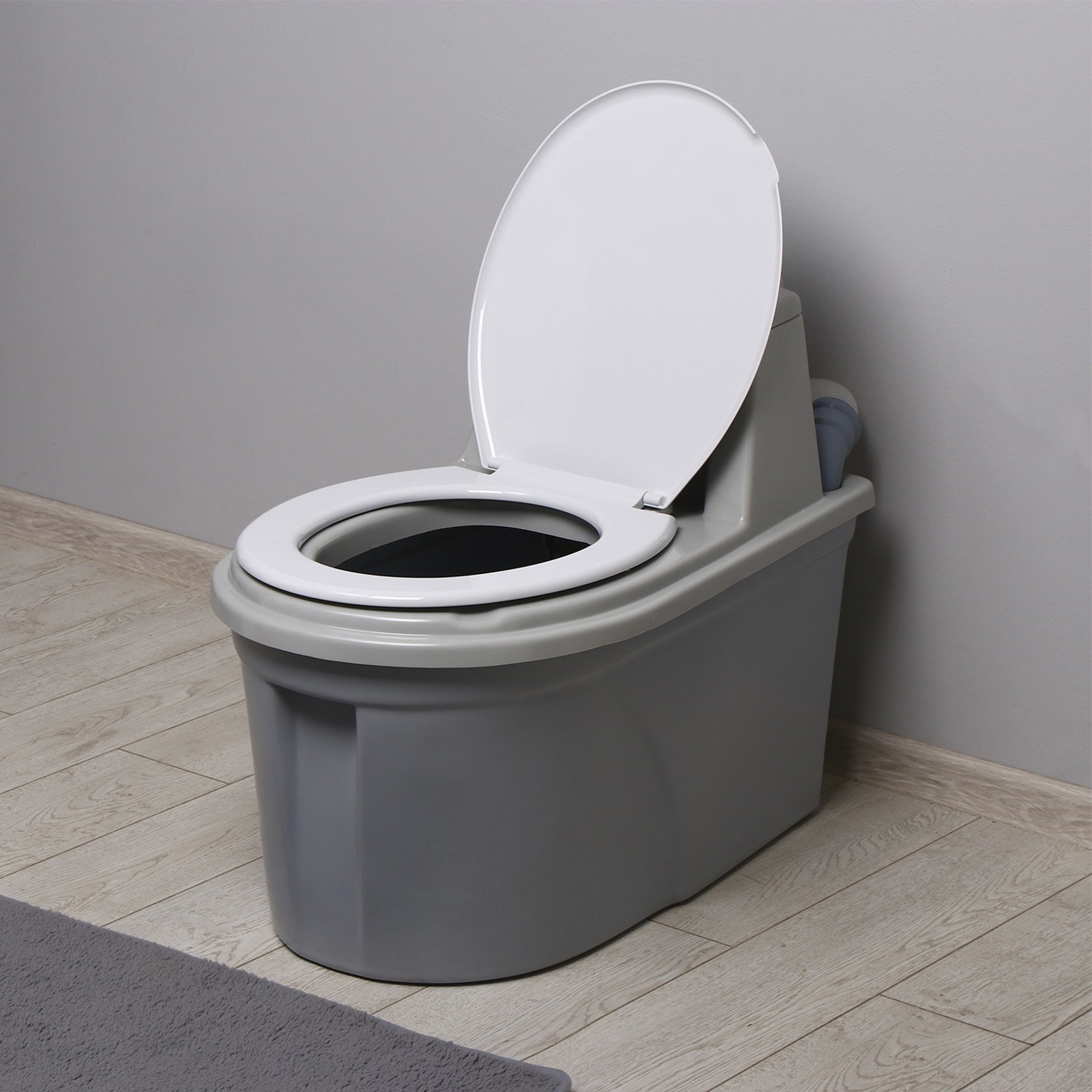 Достоинства и недостатки компостирующего туалета для дачи
