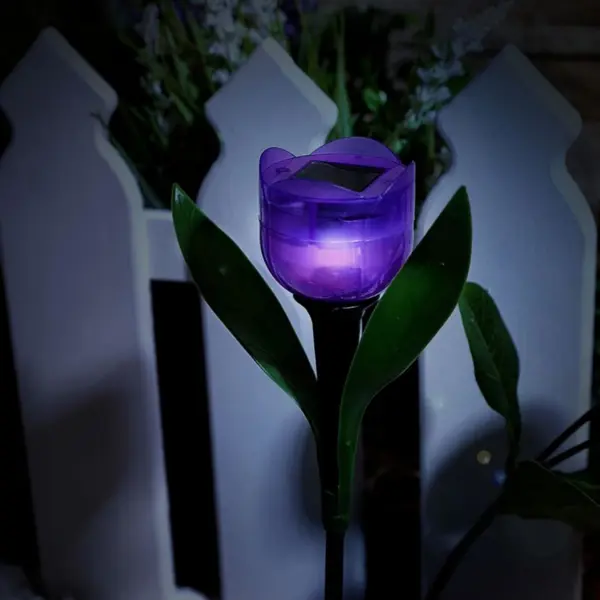 Светильник в грунт садовый Uniel Лиловый тюльпан IP44 нейтральный белый свет светильник садовый плавающий uniel waterlily 17x16x6 см фиолетовый света фиолетовый