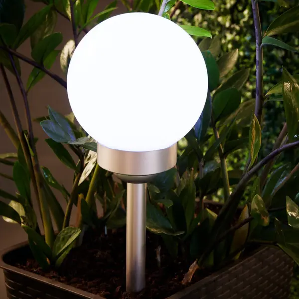 Светильник в грунт Lamper «Шар» 602-1003 на солнечных батареях 18.3 см цвет бело-серебристый холодный белый свет