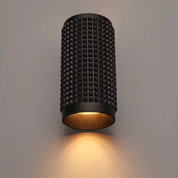 фото Светильник точечный накладной novotech over mais 370754, 2.5 м², цвет черный