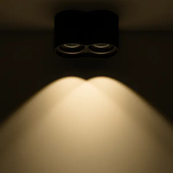 фото Светильник накладной светодиодный gauss 24 вт 3000 к цвет чёрный свет тёплый белый