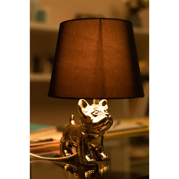 Настольная лампа Бульдог 52704 6, цвет черный/золотой сувенир бульдог суар 20х10х18 см