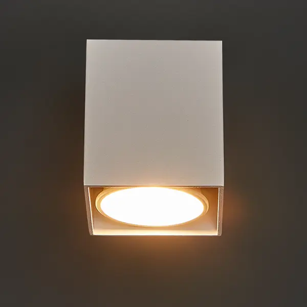 Спот накладной Inspire Hellete GU10 цвет белый точечный накладной светильник kanlux bord dlp 50 al gu10