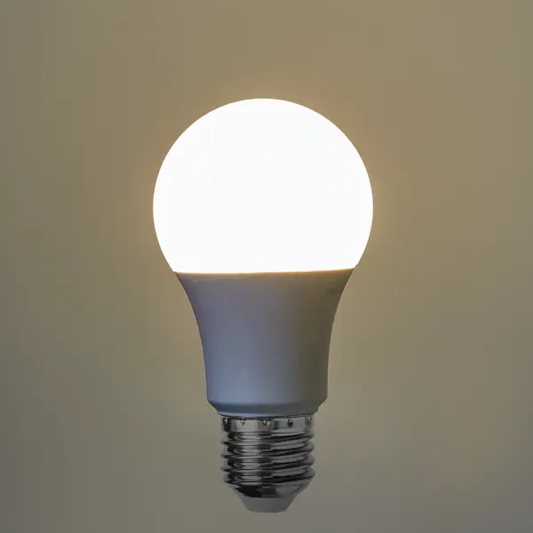 фото Лампа светодиодная osram груша e27 8.5 вт 806 лм свет тёплый белый