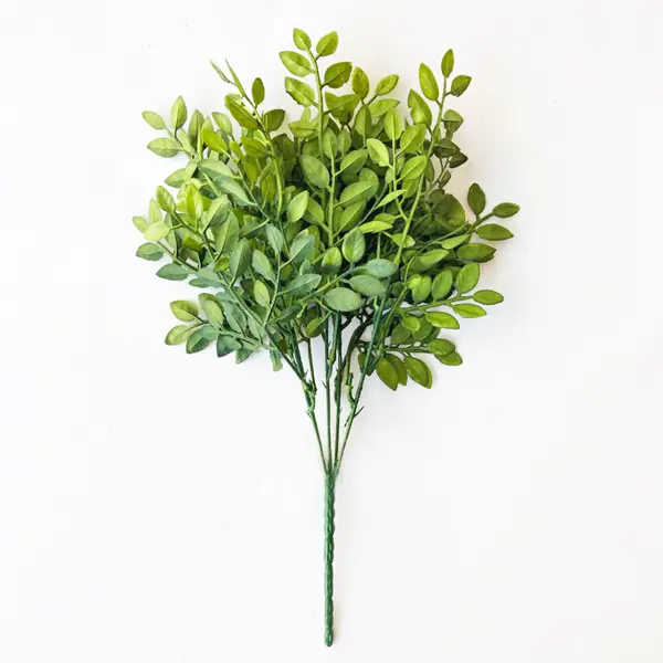 фото Искусственное растение куст эвкалипта 36x22 см пластик цвет зеленый без бренда