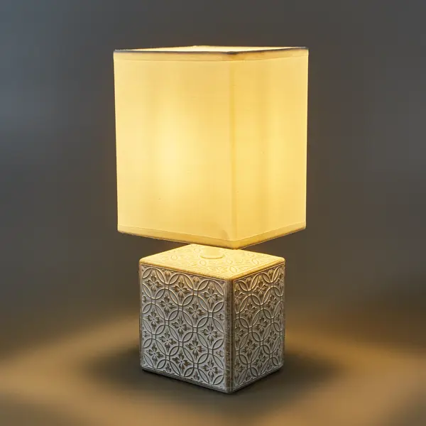 Настольная лампа Arte Lamp Fiori абажур облако 1xe14 ткань белый