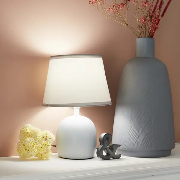 фото Настольная лампа inspire poki, цвет светло-серый