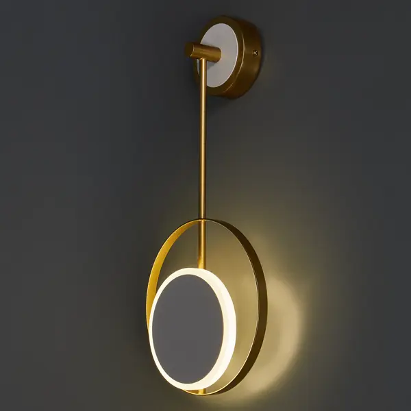 Настенный светильник светодиодный Escada 10206/SG цвет бело-золотой акрил shinhan essence туба 50 мл 173 золотой
