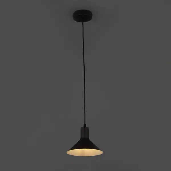 Подвесной светильник Vitaluce Клод блэк 1 лампа 3м² Е27 цвет черный матовый светильник подвесной inspire hoki 1 лампа 3 м² белый