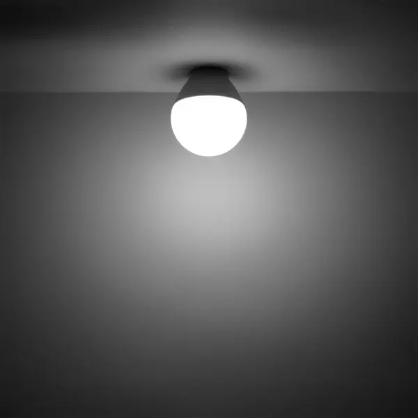 фото Лампа светодиодная gauss e14 170-240 в 7.5 вт шар малый матовая 600 лм, нейтральный белый свет